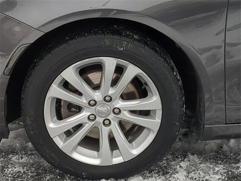 Used 2015 Chrysler 200 Limited image 12