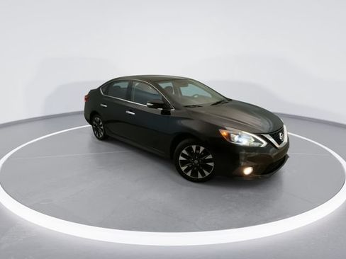 Used 2019 Nissan Sentra SR FWD image 8