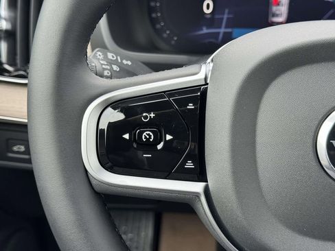 New 2026 Volvo XC90 B6 Ultra w/ Protection Package Premier AWD/4WD image 9