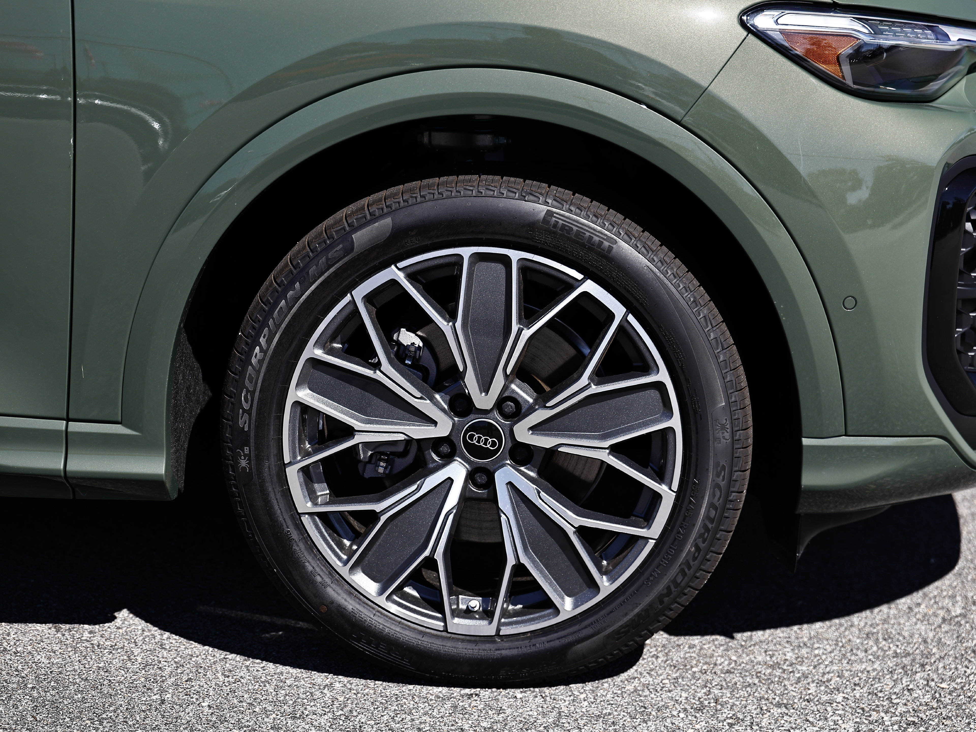 New 2026 Audi Q5 Prestige AWD/4WD image 5
