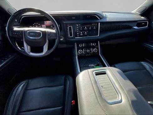 Used 2024 GMC Yukon XL Denali w/ Denali Reserve Package AWD/4WD image 7