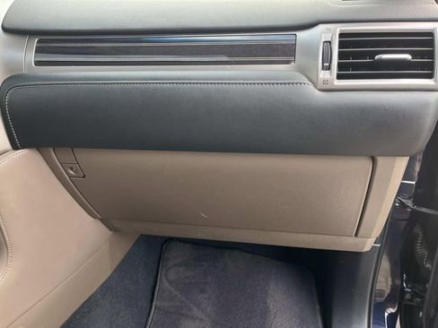 Used 2023 Lexus GX 460 Premium w/ Premium Plus Package image 28