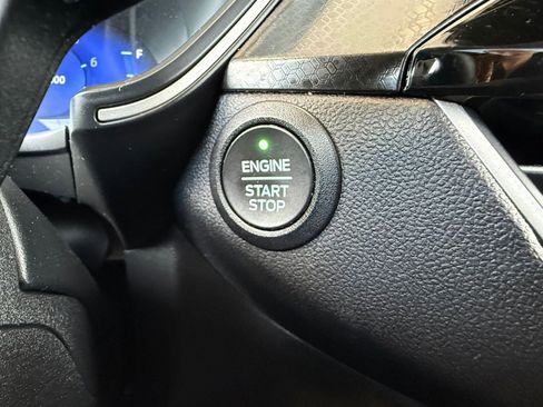 Certified 2022 Ford Escape SEL w/ SEL Stealth AWD Package image 30
