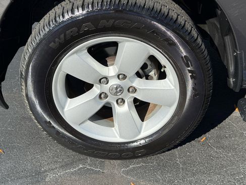 Used 2021 RAM 1500 Tradesman w/ Tradesman SXT Package image 22