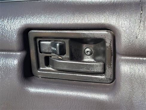 Used 2002 Jeep Wrangler Sport image 17