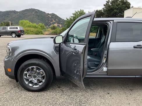 New 2026 Ford Maverick XLT w/ XLT Luxury Package FWD image 37
