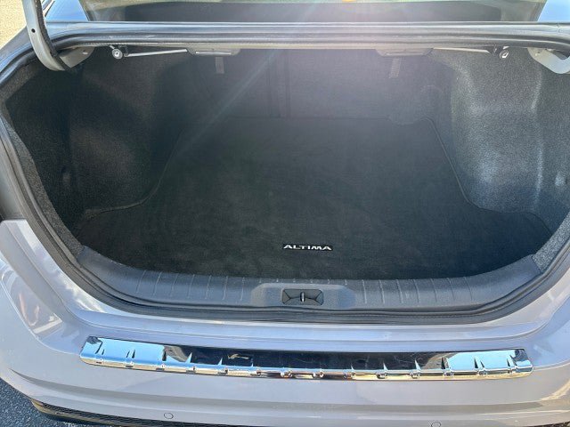 Used 2023 Nissan Altima 2.5 SR FWD image 52