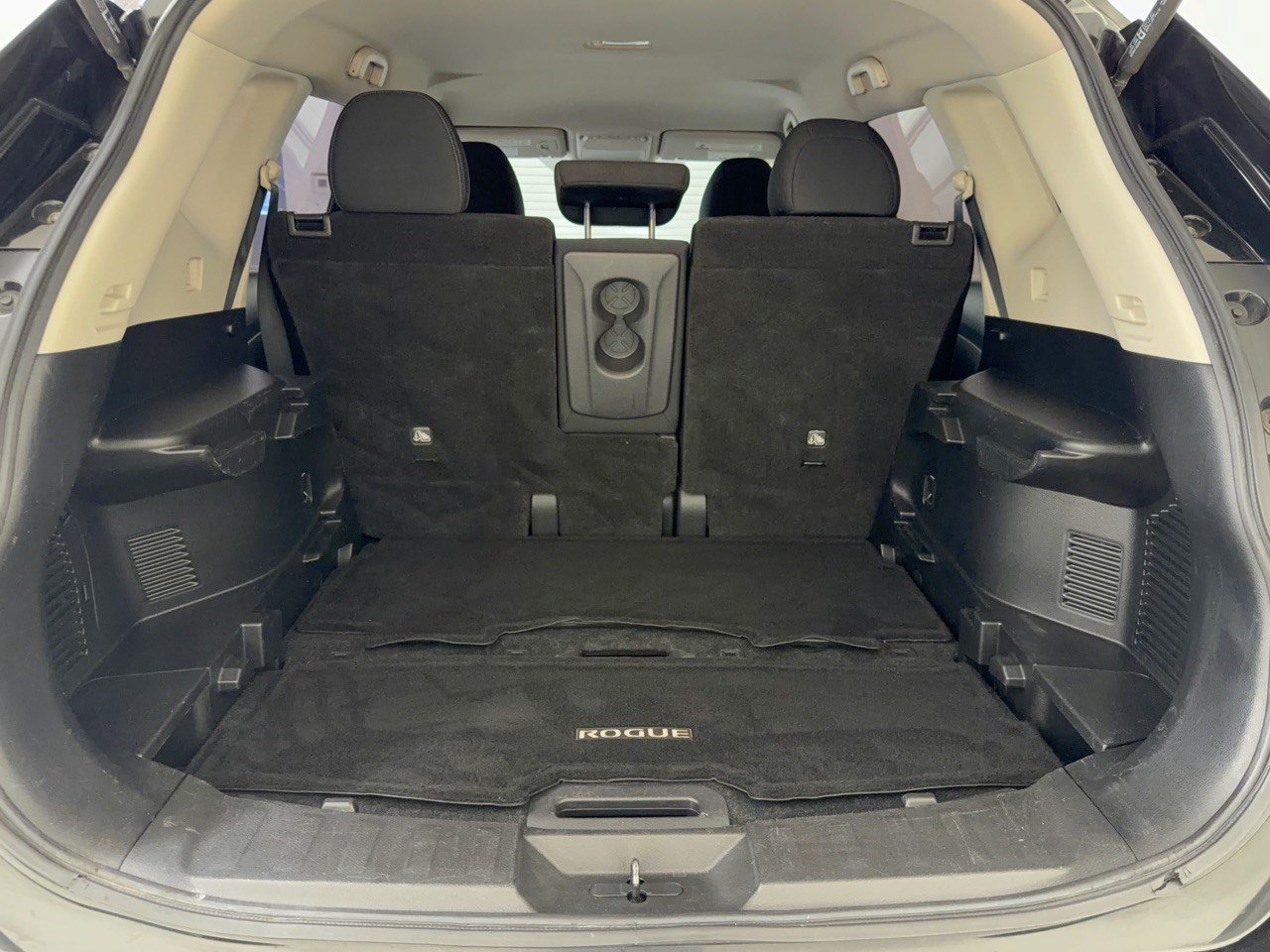 Used 2017 Nissan Rogue S FWD image 28