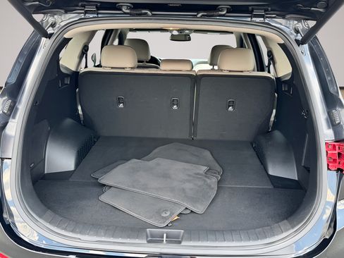 Used 2020 Hyundai Santa Fe SEL w/ Convenience + Premium Package FWD image 39
