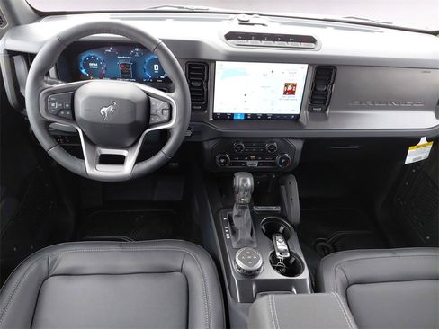 New 2025 Ford Bronco Badlands w/ Sasquatch Package image 12