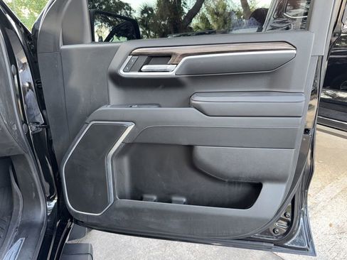 Used 2023 Chevrolet Silverado 1500 RST AWD/4WD image 27