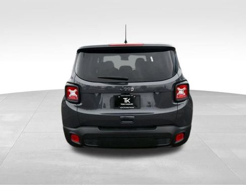 Used 2023 Jeep Renegade Latitude image 9