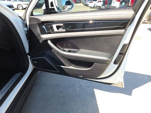 Used 2020 Porsche Panamera 4 AWD/4WD image 22