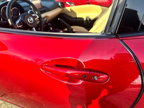 Used 2017 MAZDA MX-5 Miata RF Grand Touring image 22