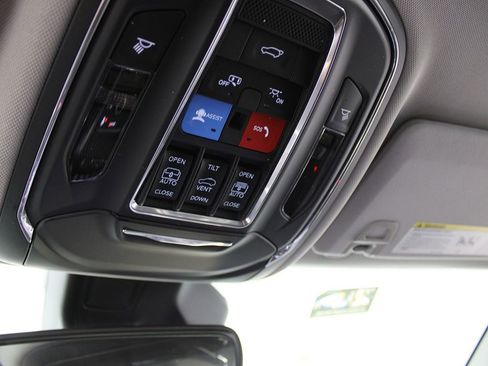 Used 2024 Jeep Grand Cherokee Limited 4xe image 25