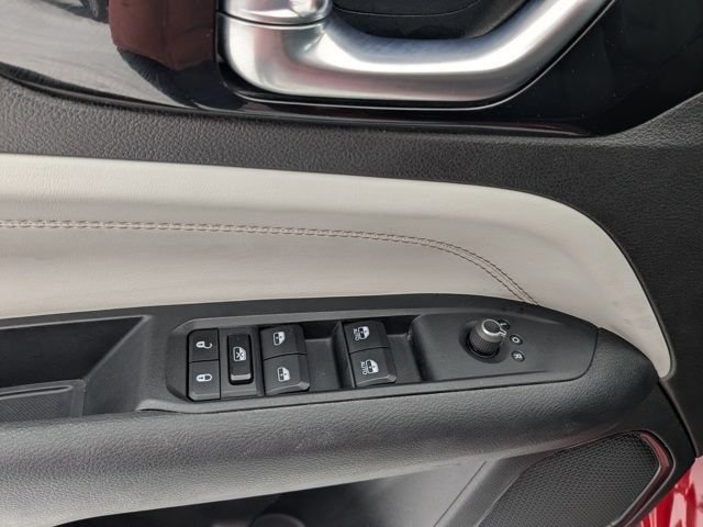 Used 2023 Jeep Compass Limited AWD/4WD image 18