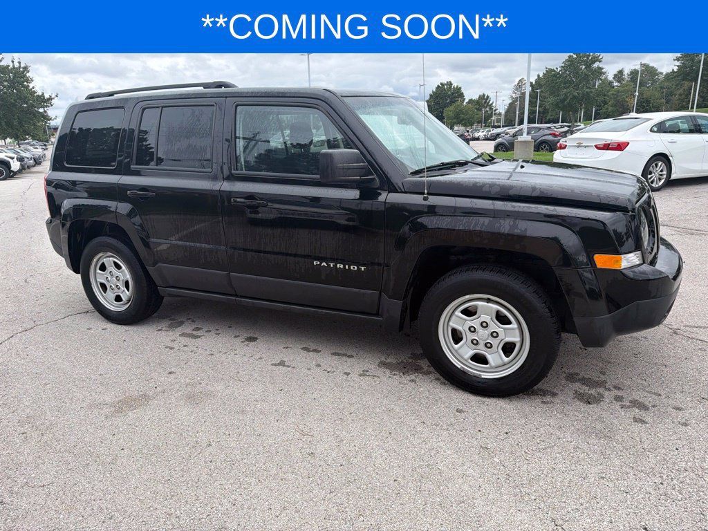 Used 2016 Jeep Patriot Sport w/ Power Value Group FWD image 4
