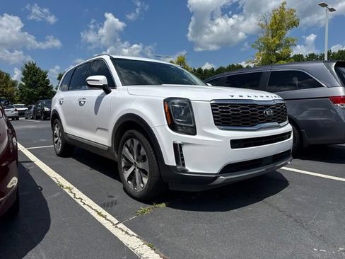 Used 2021 Kia Telluride S FWD image 5
