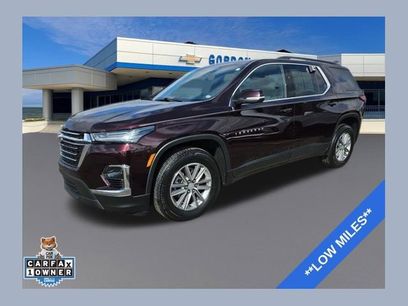 Used 2023 Chevrolet Traverse LT