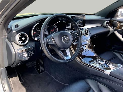 Used 2018 Mercedes-Benz C 300 Sedan w/ Premium Package image 17
