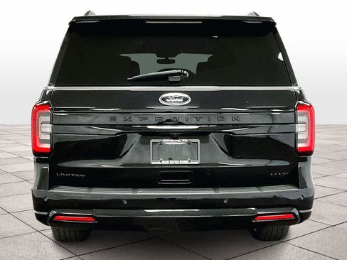 Certified 2022 Ford Expedition Max Limited image 4