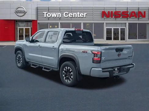 Certified 2024 Nissan Frontier PRO-4X w/ Technology Package AWD/4WD image 5