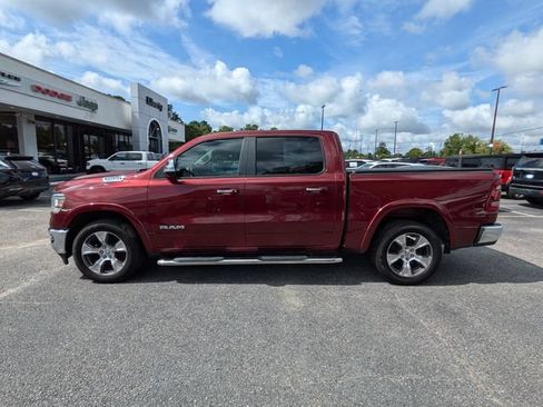 Used 2022 RAM 1500 Laramie AWD/4WD image 8