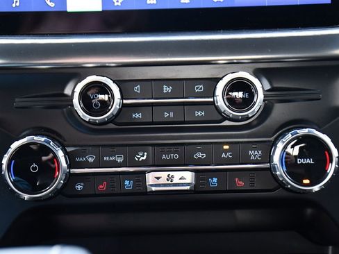 Used 2023 Ford F150 Lariat w/ Equipment Group 502A High image 30