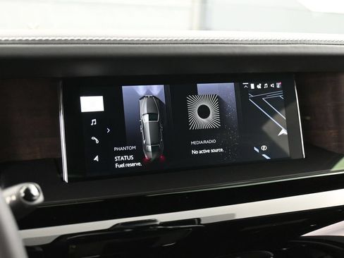 New 2027 Rolls-Royce Phantom Extended Wheelbase RWD image 20