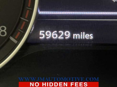 Used 2022 Nissan Pathfinder SL w/ SL Premium Package image 25