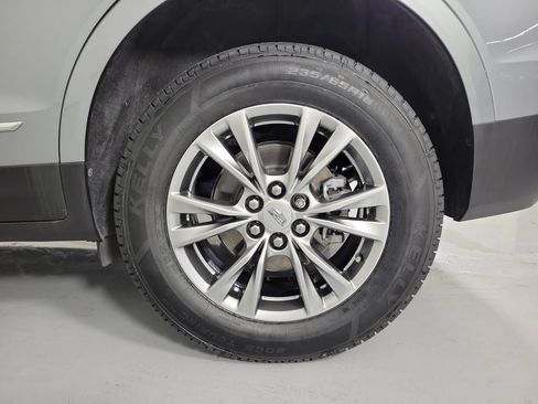 Certified 2023 Cadillac XT5 Premium Luxury FWD image 10
