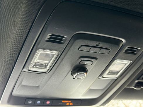 Used 2021 Chevrolet Tahoe LT image 27