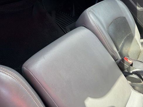 Used 2014 RAM 1500 Express image 25