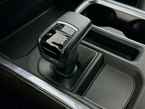 Used 2022 Chevrolet Silverado 1500 RST w/ Convenience Package II image 17