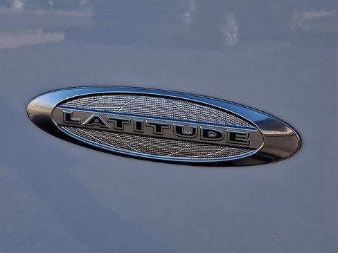 Used 2015 Jeep Patriot Latitude image 29