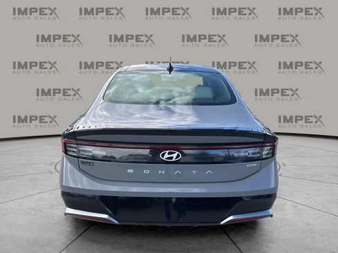Used 2024 Hyundai Sonata Limited image 4