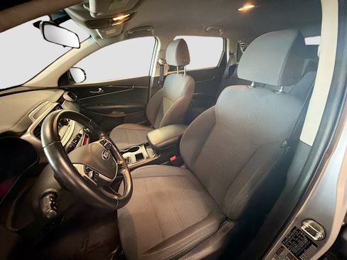 Used 2020 Kia Sorento S AWD/4WD image 13