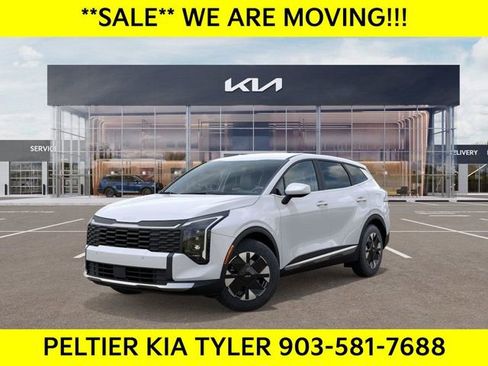 New 2026 Kia Sportage LX image 1