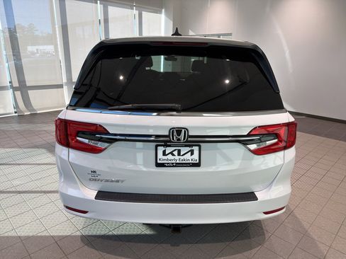 Used 2023 Honda Odyssey EX-L image 4