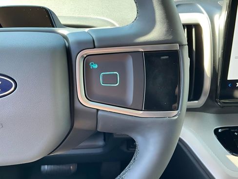 New 2025 Ford Expedition Max Active RWD image 33