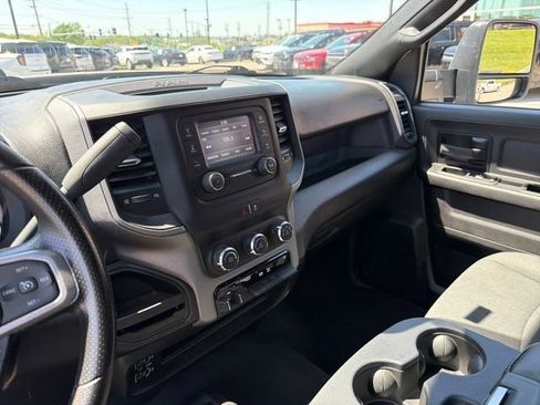 Used 2024 RAM 2500 Tradesman w/ Chrome Appearance Group AWD/4WD image 38