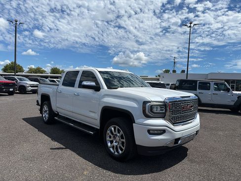 Used 2018 GMC Sierra 1500 Denali AWD/4WD image 3