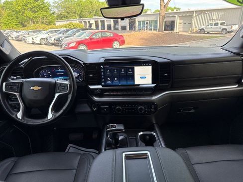 Used 2022 Chevrolet Silverado 1500 LTZ w/ LTZ Premium Package image 42