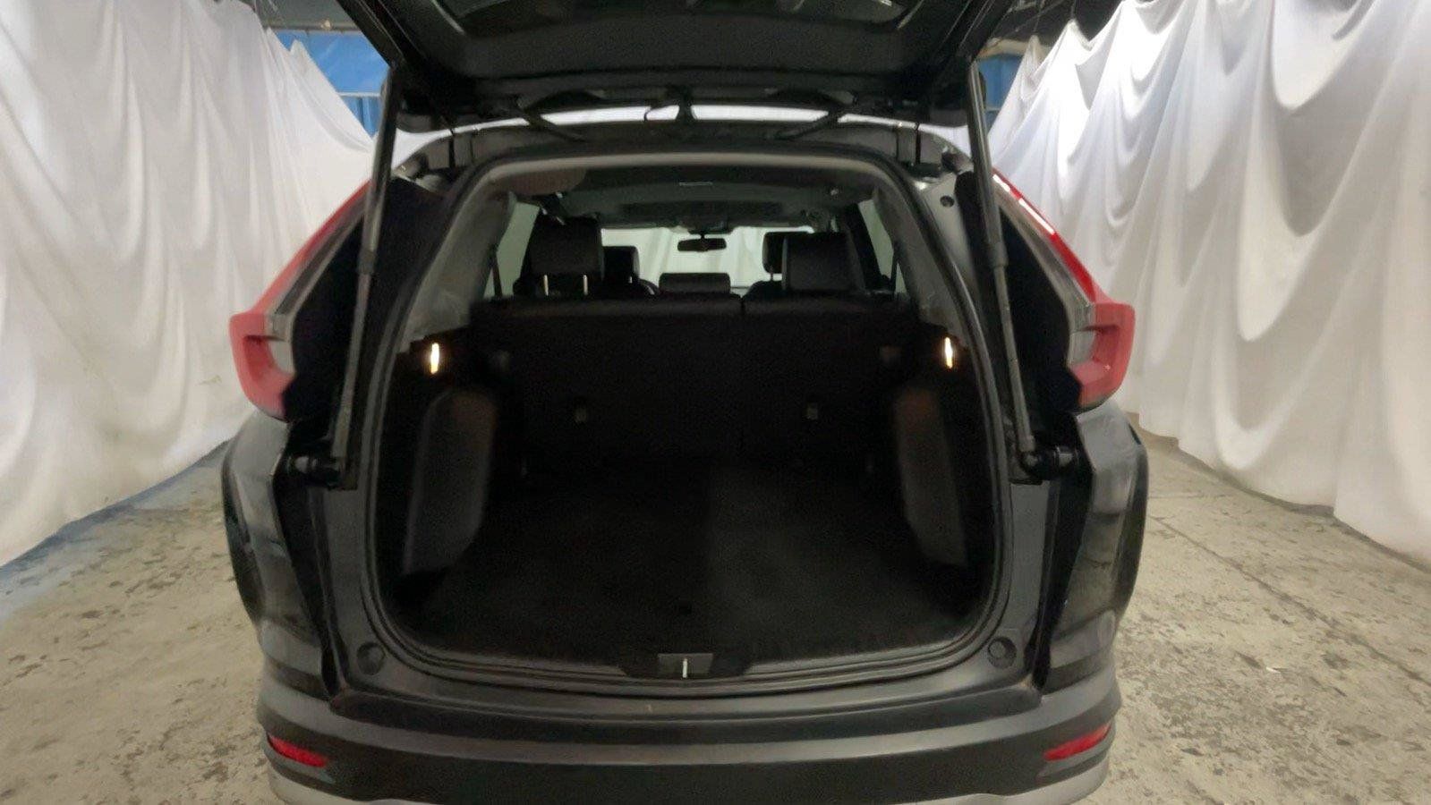 Used 2021 Honda CR-V Touring image 21