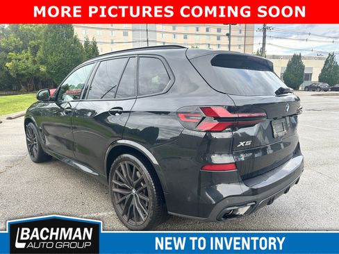 Used 2024 BMW X5 xDrive40i w/ Executive Package AWD/4WD image 4