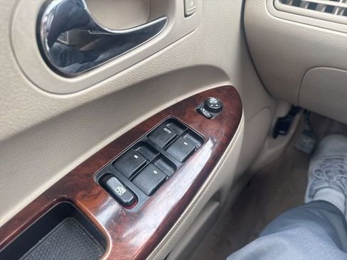 Used 2008 Buick LaCrosse CX image 21