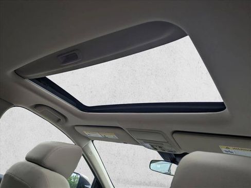 Used 2017 Honda CR-V EX image 18