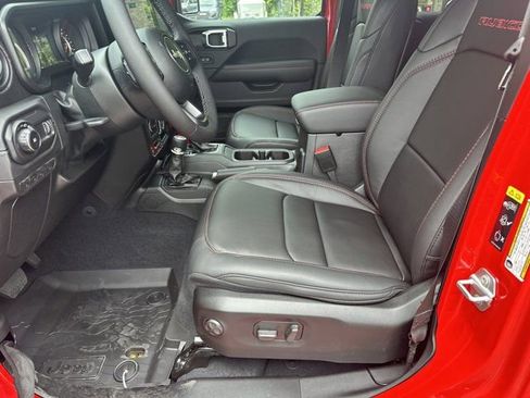 New 2026 Jeep Wrangler Unlimited Rubicon AWD/4WD image 9
