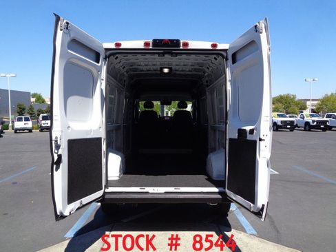 Used 2024 RAM ProMaster 2500 w/ Convenience Group FWD image 5
