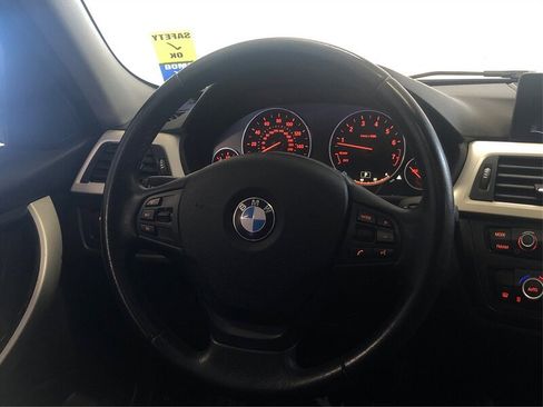 Used 2015 BMW 320i Sedan image 16